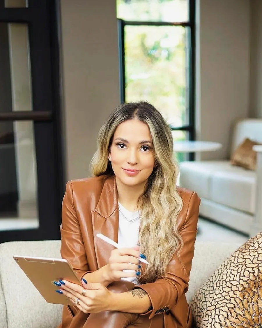 Bruna Melo, Creative Director